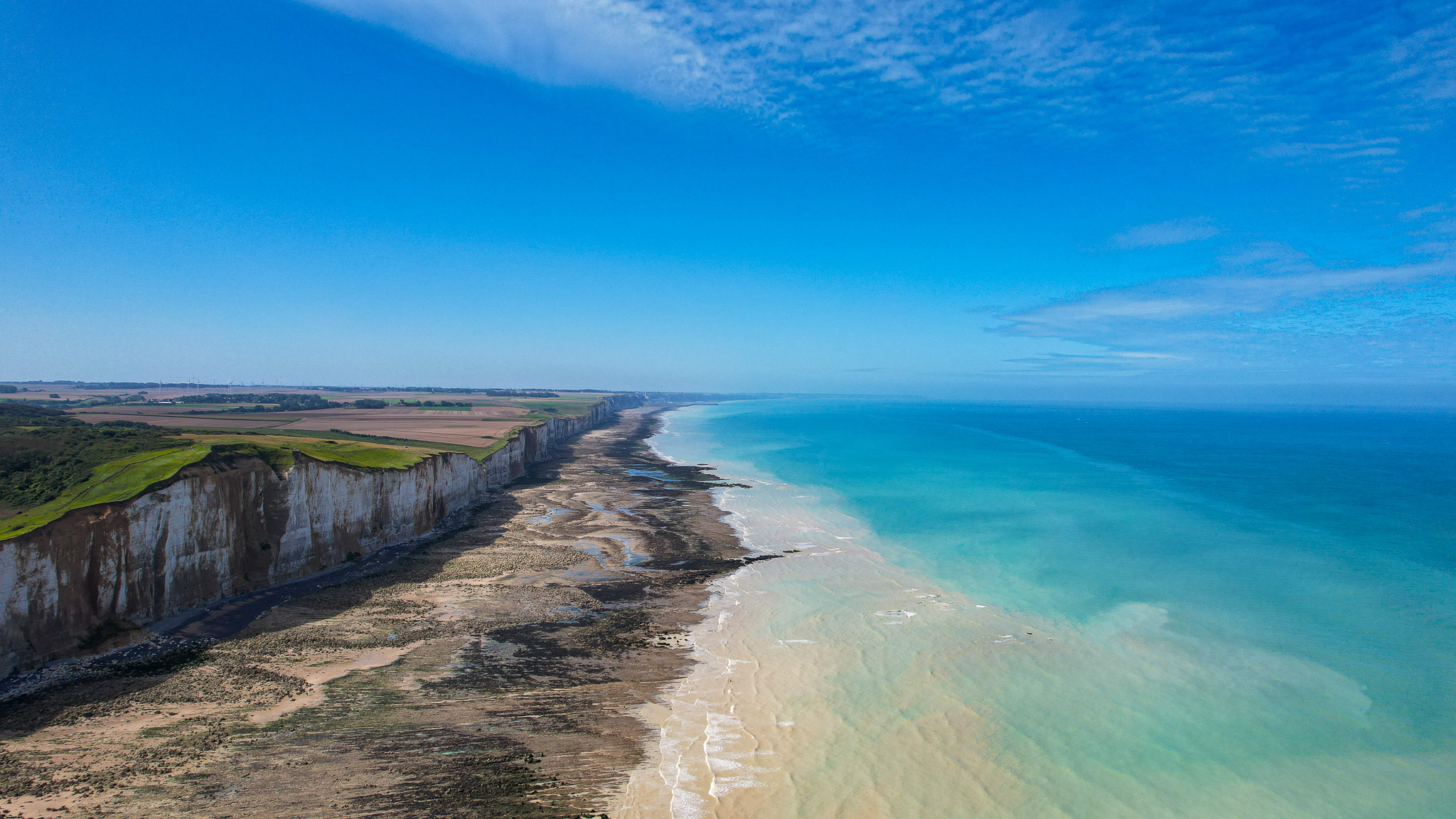 Falaise en normandie (prise par drone)