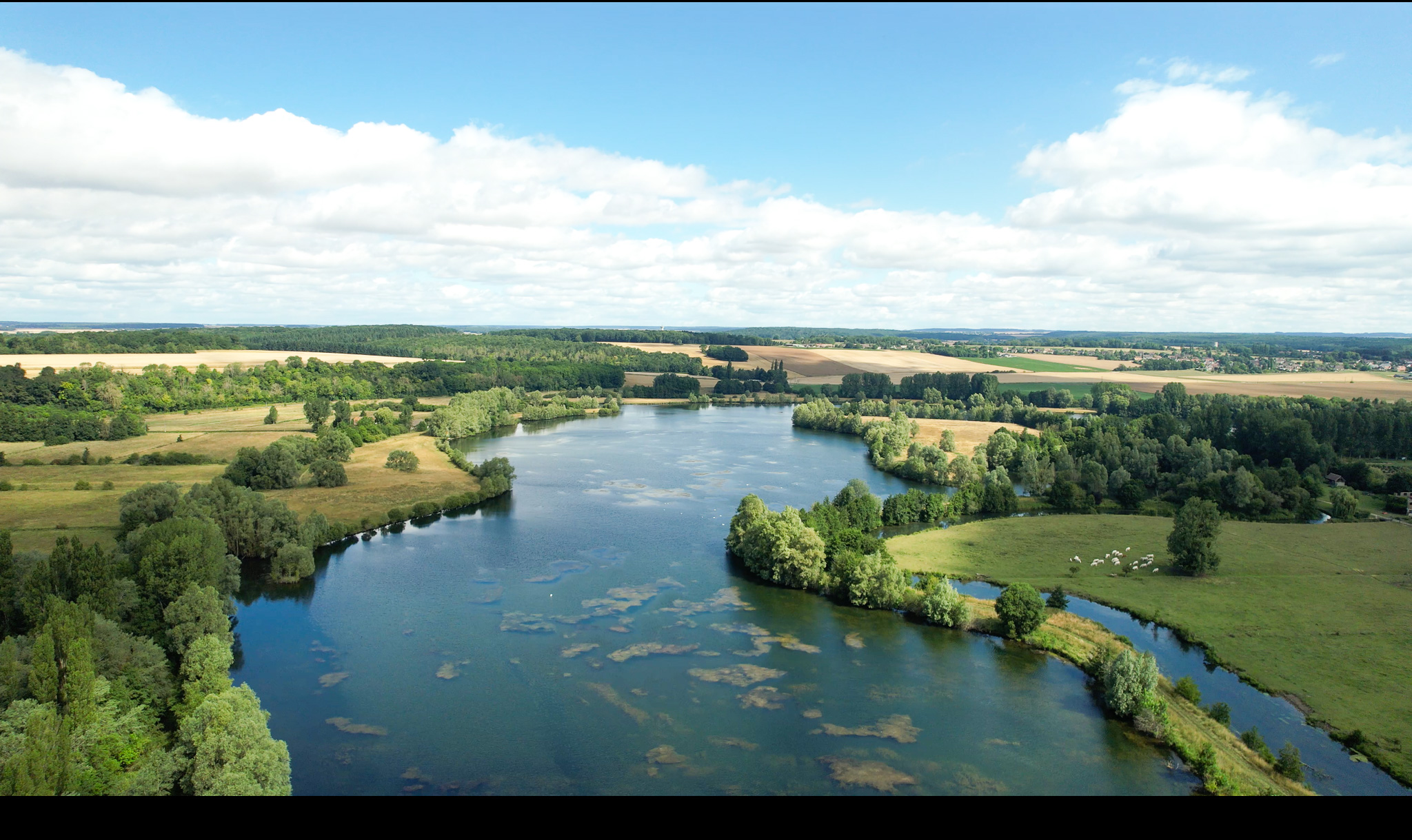 Fleuve (pris par drone)